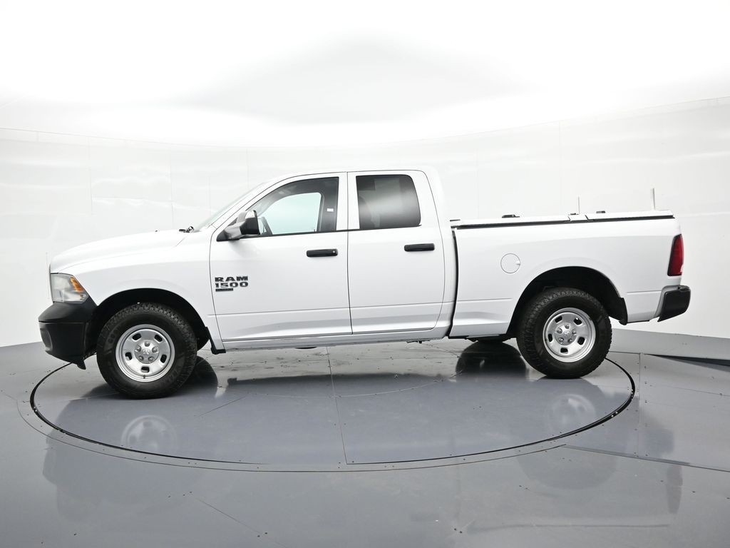 Ram 1500 Classic Vehicle Full-screen Gallery Image 9