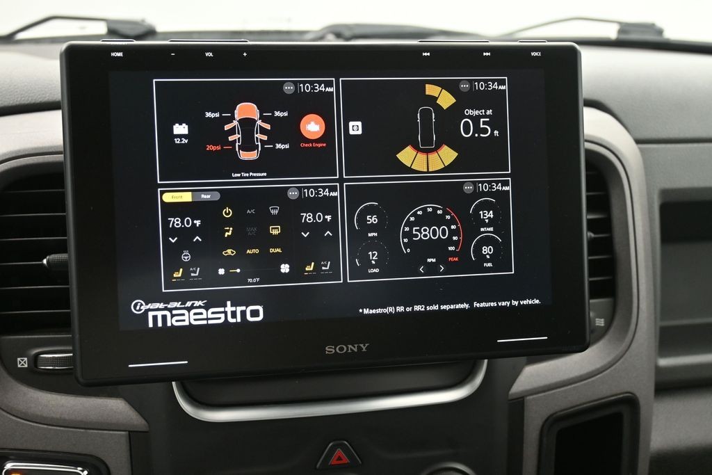 Ram 1500 Classic Vehicle Full-screen Gallery Image 11