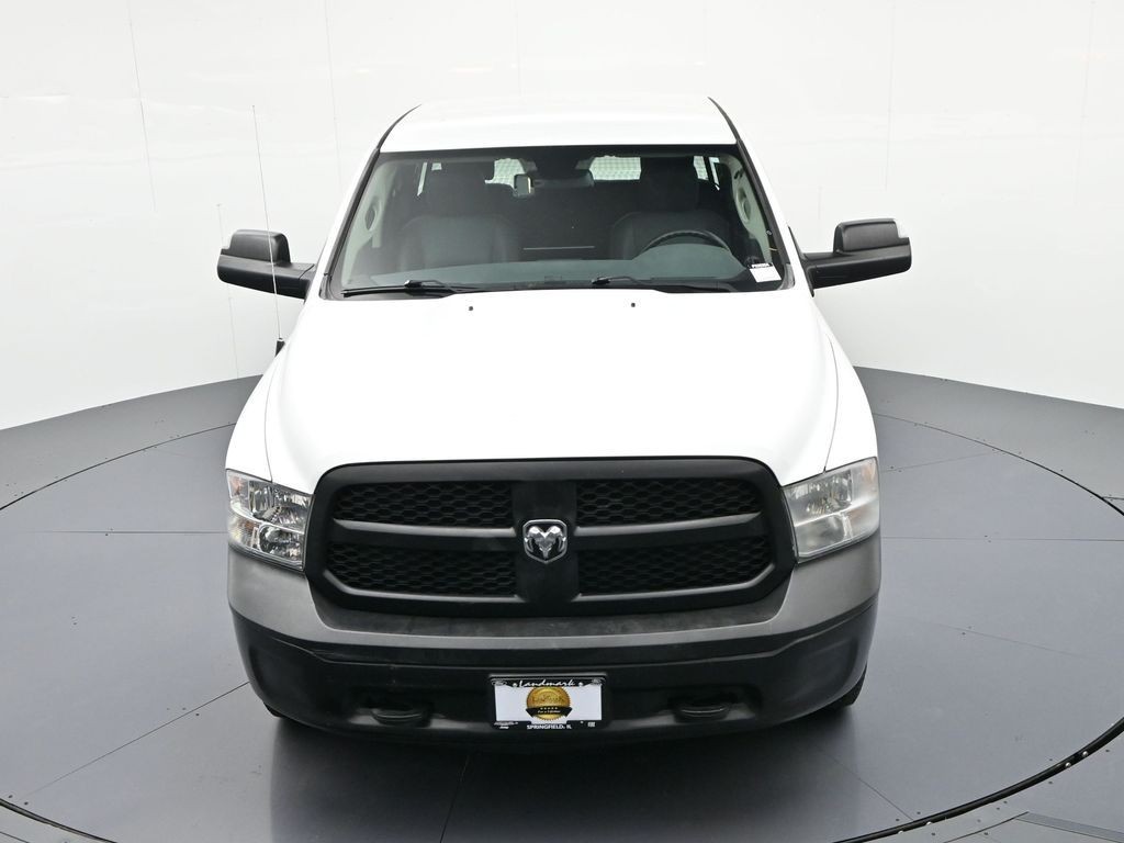 Ram 1500 Classic Vehicle Full-screen Gallery Image 20