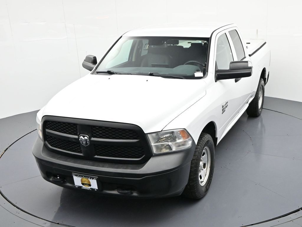 Ram 1500 Classic Vehicle Full-screen Gallery Image 21