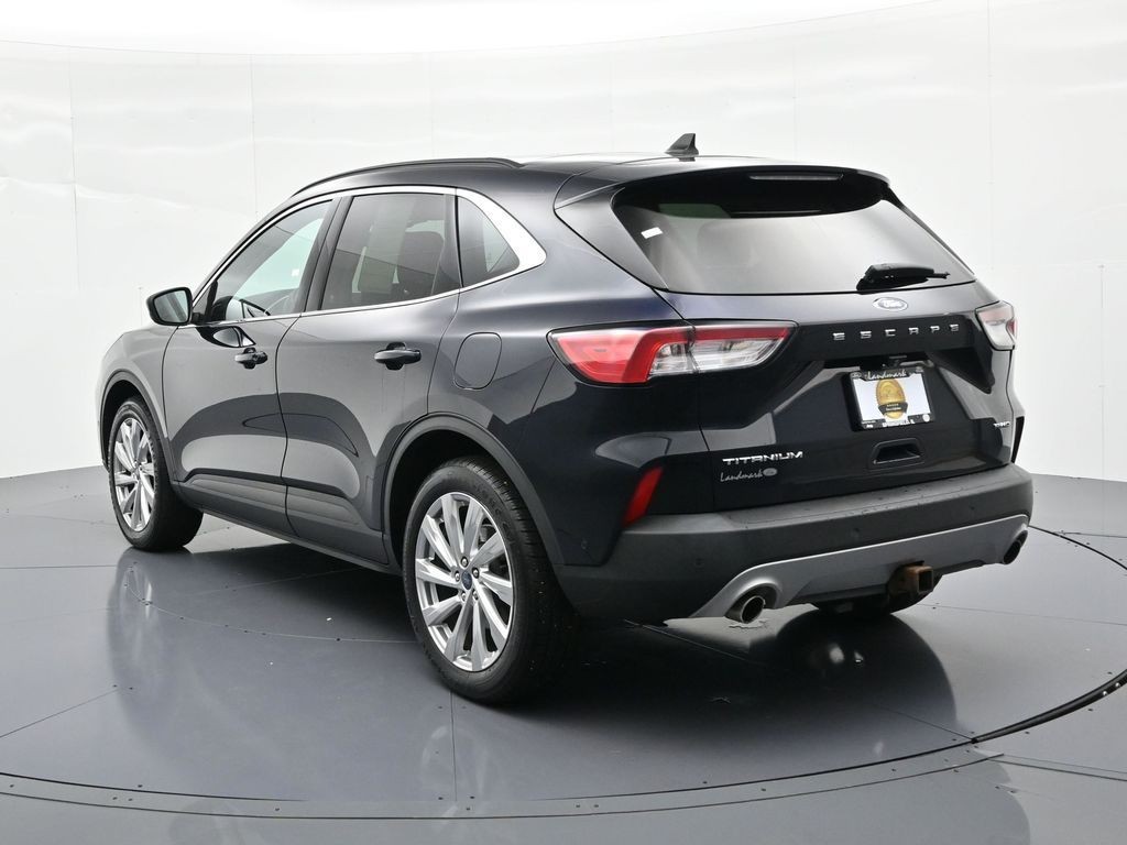 Ford Escape Vehicle Full-screen Gallery Image 8