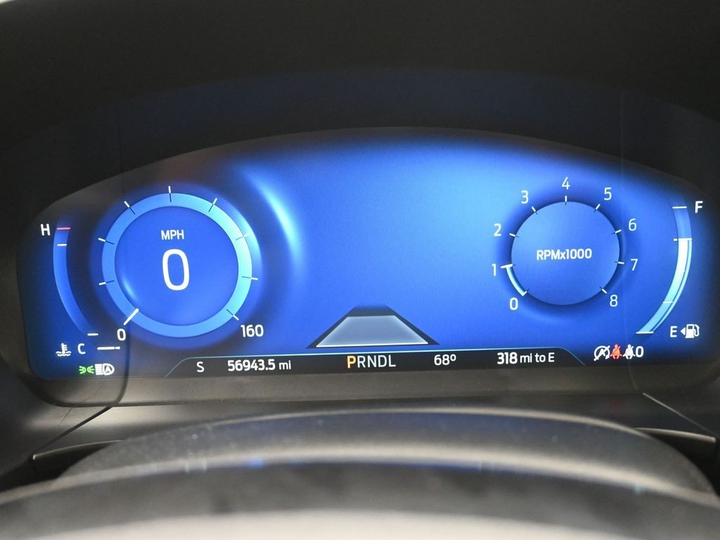 Ford Escape Vehicle Full-screen Gallery Image 10