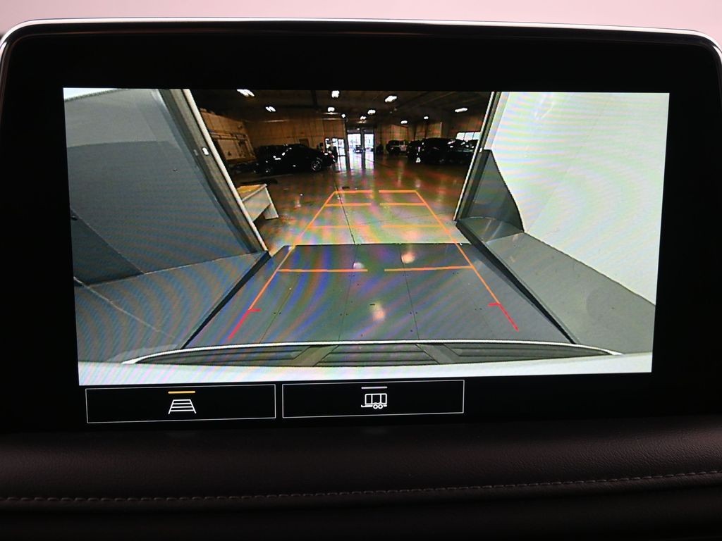 Chevrolet Tahoe Vehicle Full-screen Gallery Image 14