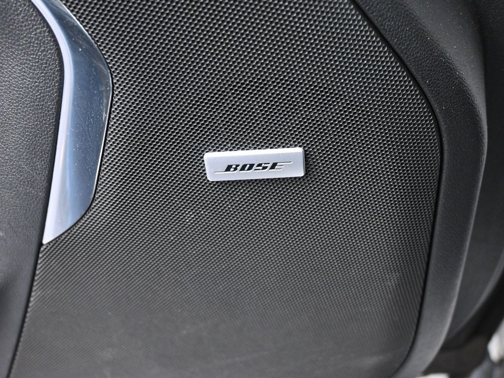 Chevrolet Tahoe Vehicle Full-screen Gallery Image 25
