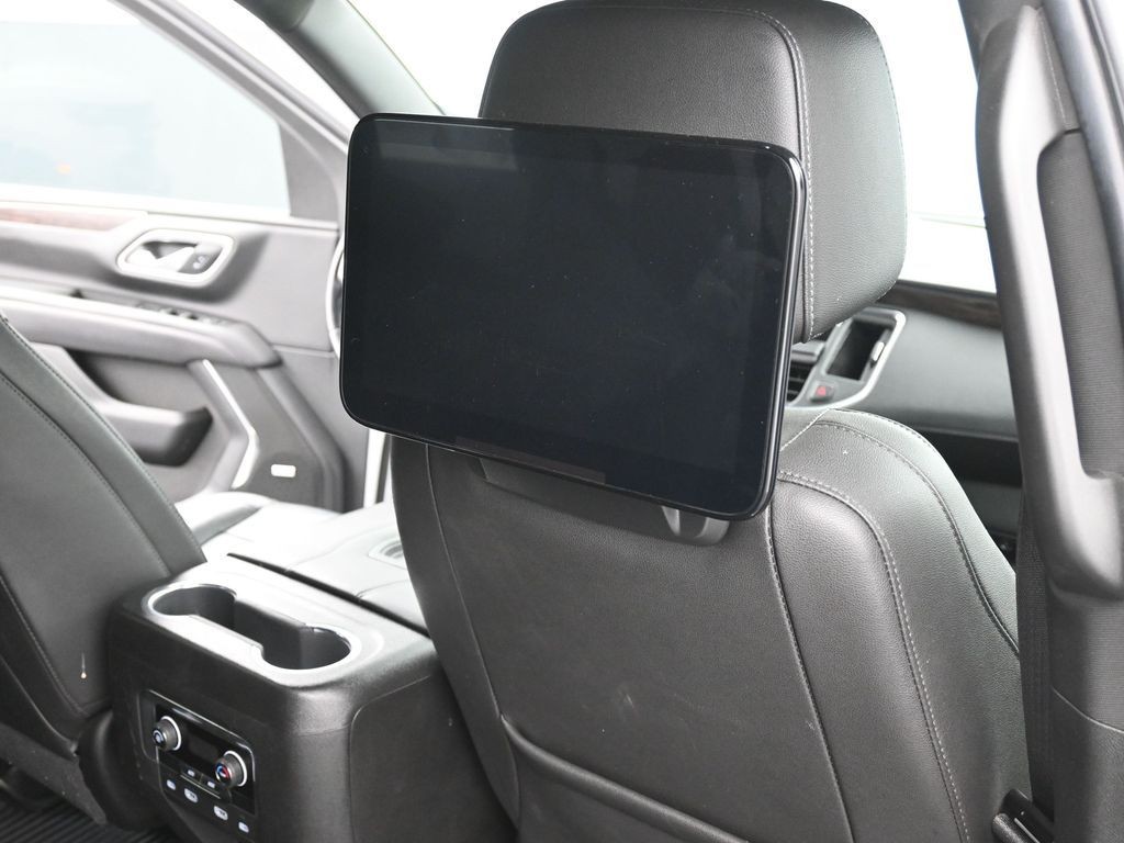 Chevrolet Tahoe Vehicle Full-screen Gallery Image 28