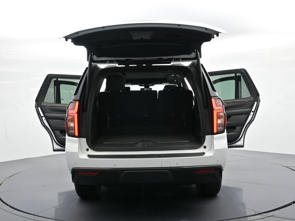 Chevrolet Tahoe Vehicle Full-screen Gallery Image 40
