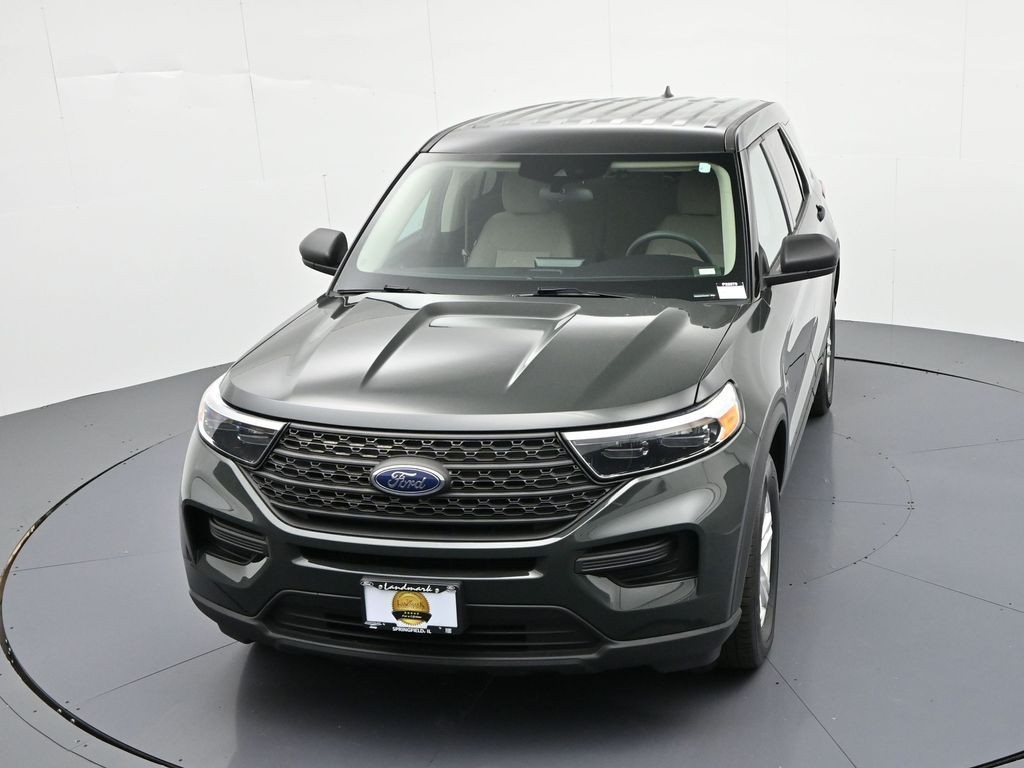 Ford Explorer Vehicle Full-screen Gallery Image 24