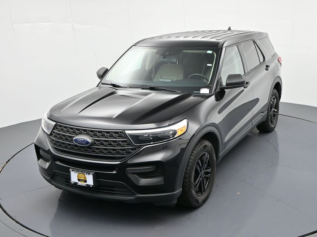 Ford Explorer Vehicle Full-screen Gallery Image 29