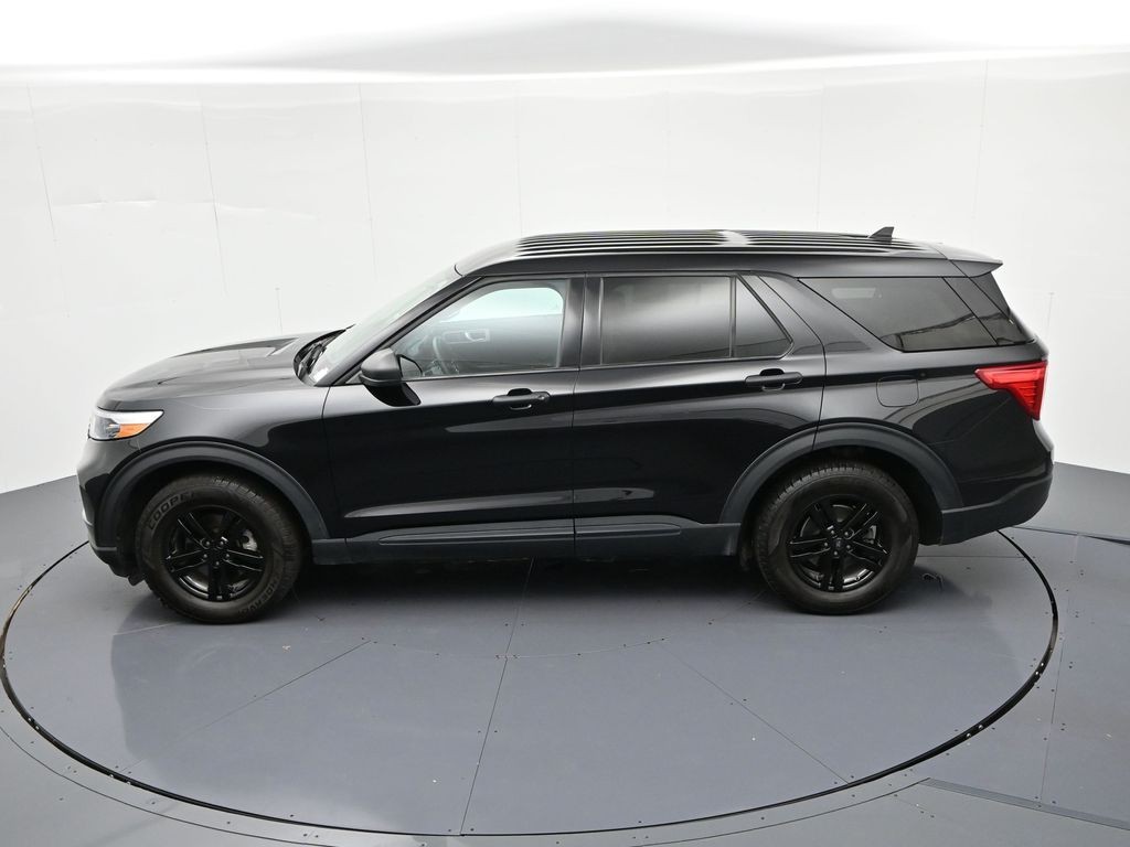 Ford Explorer Vehicle Full-screen Gallery Image 30