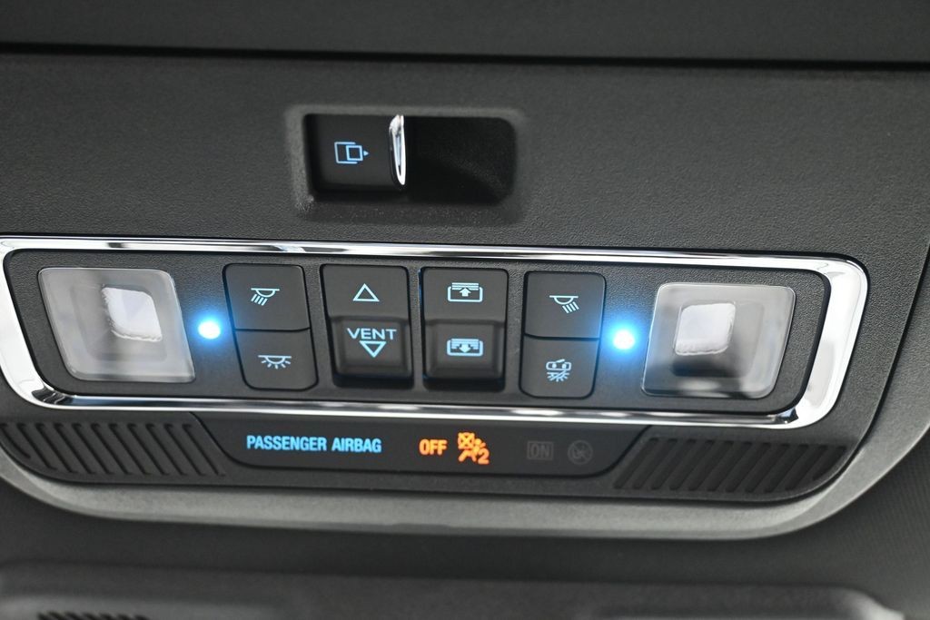 Ford F-150 Vehicle Full-screen Gallery Image 18