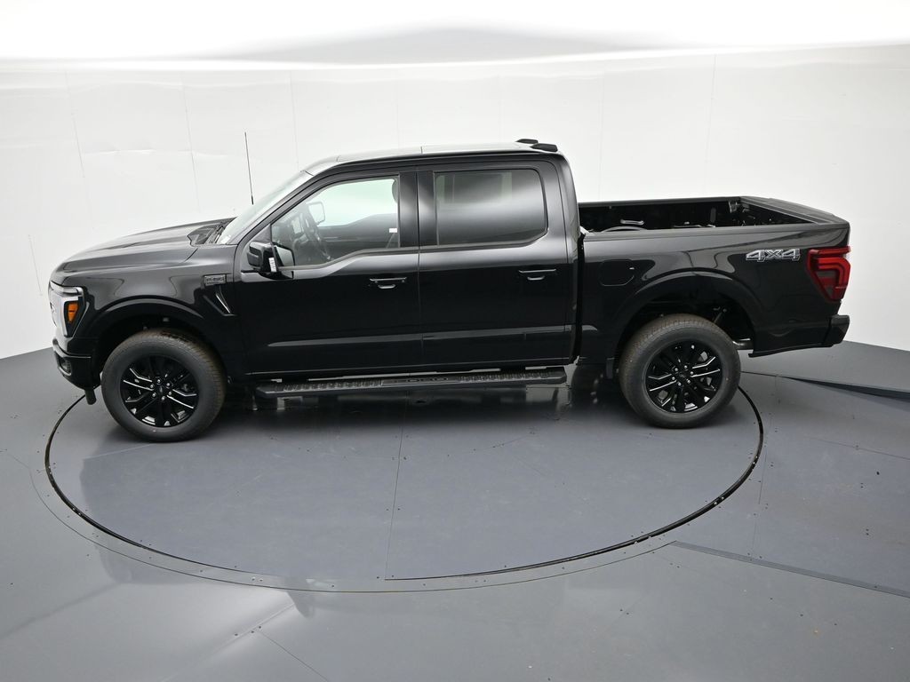 Ford F-150 Vehicle Full-screen Gallery Image 30