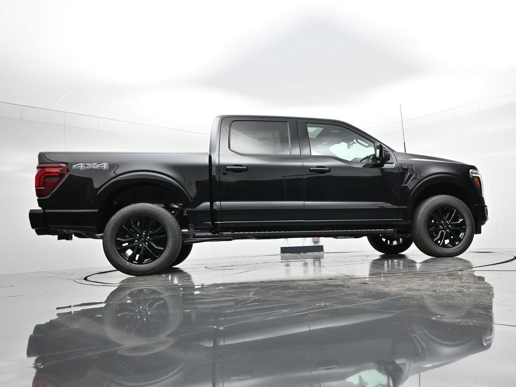 Ford F-150 Vehicle Full-screen Gallery Image 34