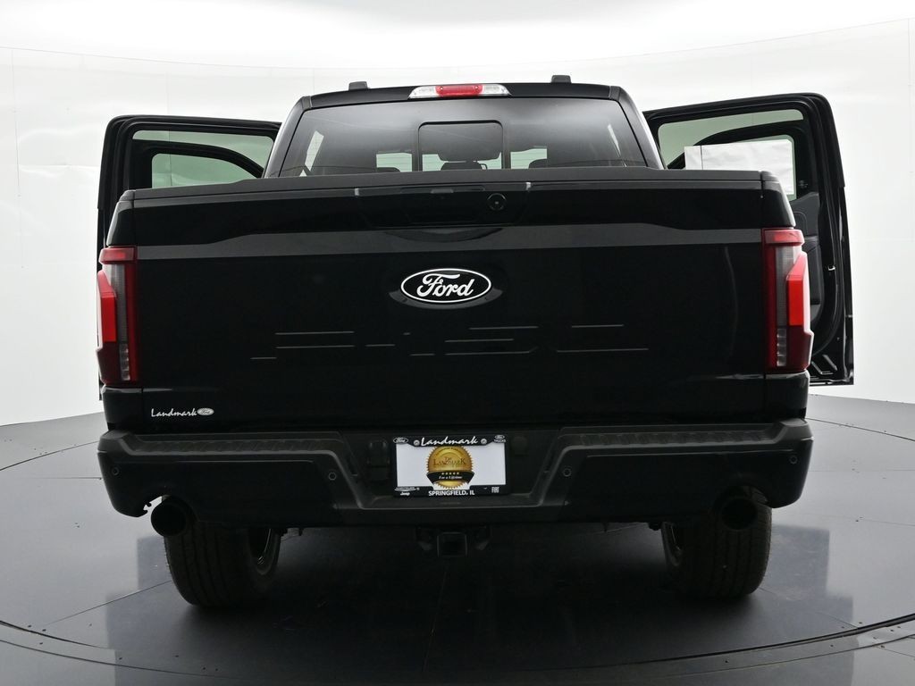 Ford F-150 Vehicle Full-screen Gallery Image 38