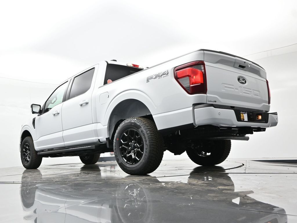 Ford F-150 Vehicle Full-screen Gallery Image 33