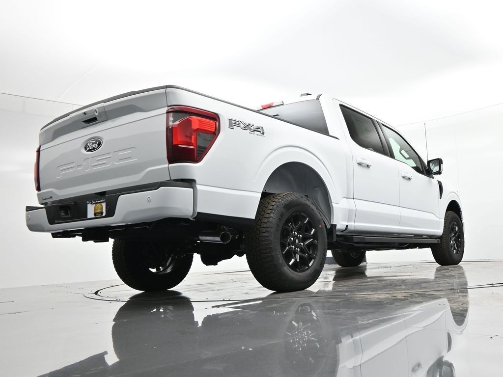 Ford F-150 Vehicle Full-screen Gallery Image 35