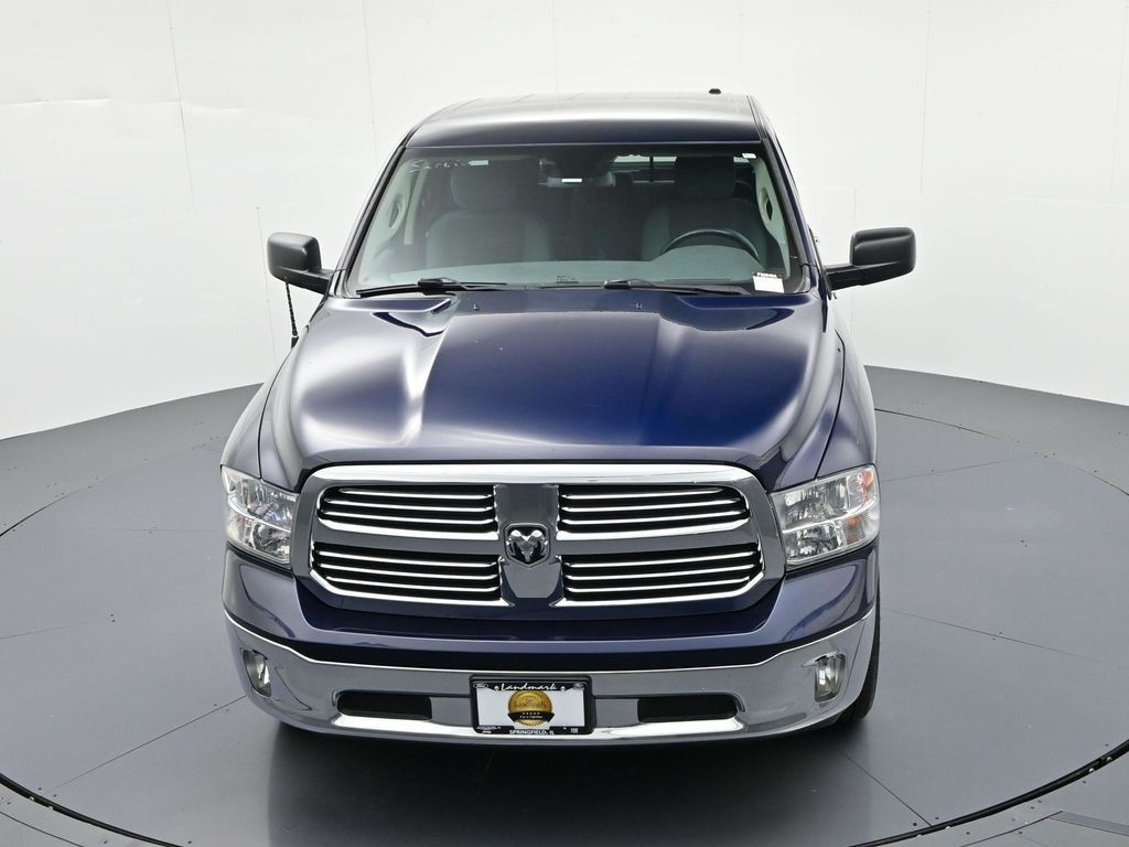 Ram 1500 Vehicle Full-screen Gallery Image 24
