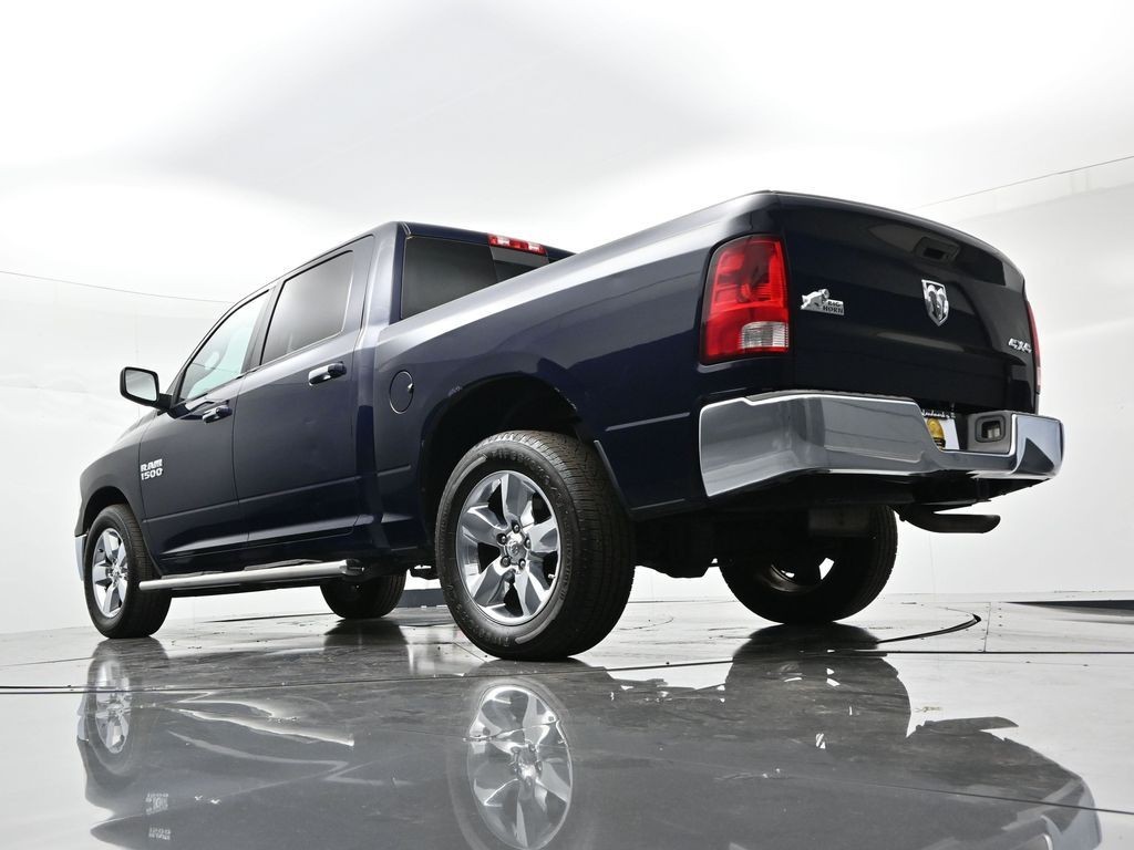 Ram 1500 Vehicle Full-screen Gallery Image 27