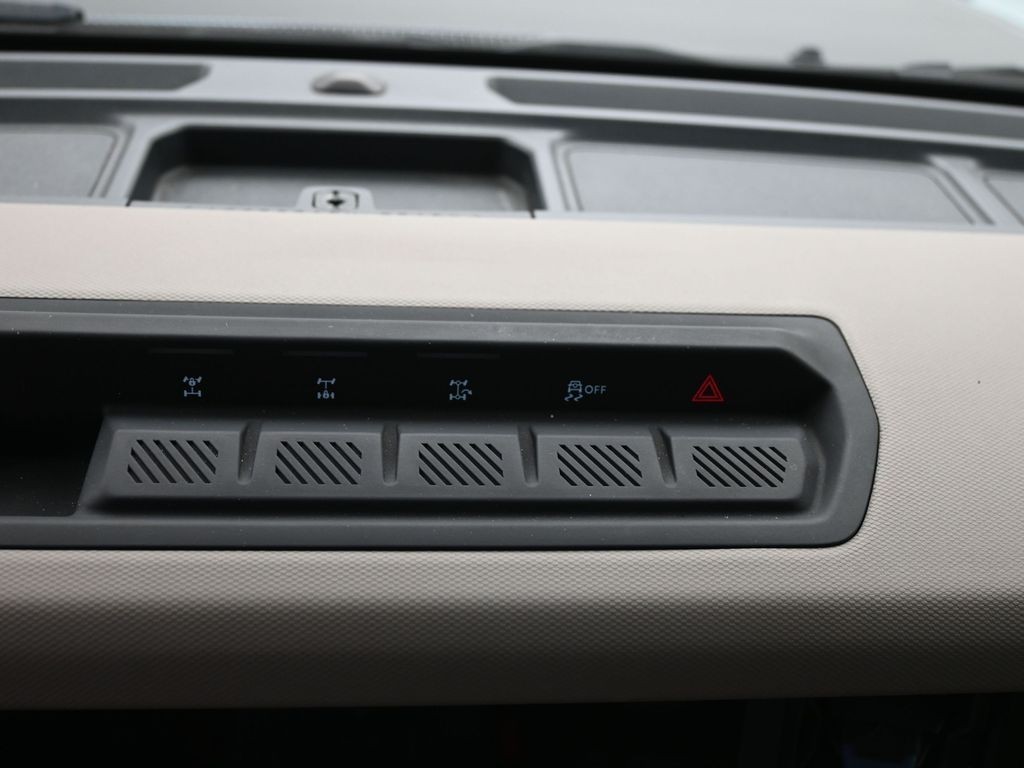 Ford Bronco Vehicle Full-screen Gallery Image 19