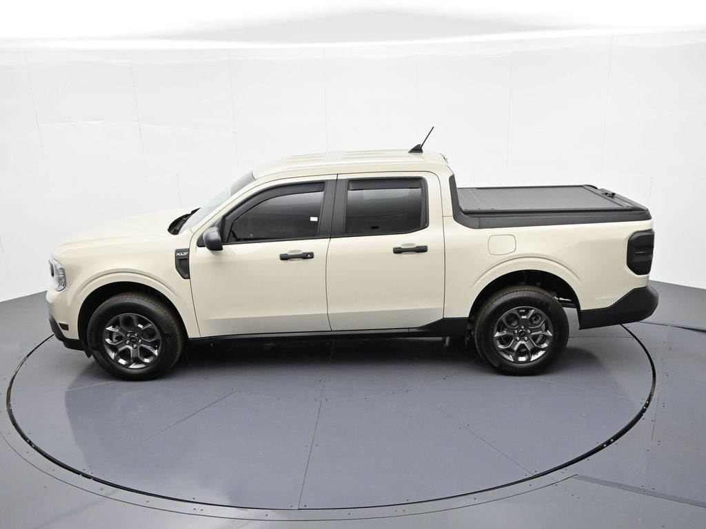 Ford Maverick Vehicle Full-screen Gallery Image 27