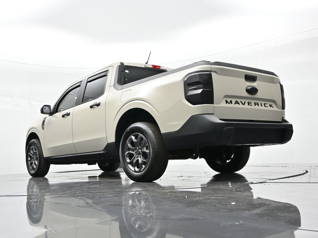 Ford Maverick Vehicle Full-screen Gallery Image 28