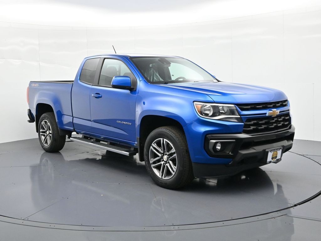 Chevrolet Colorado Vehicle Full-screen Gallery Image 4