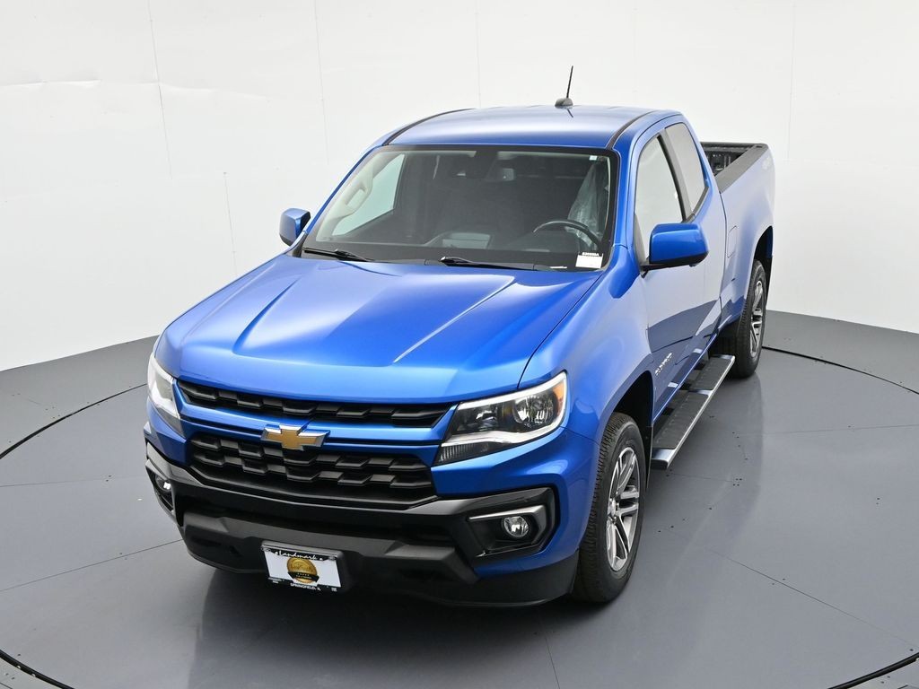 Chevrolet Colorado Vehicle Full-screen Gallery Image 24