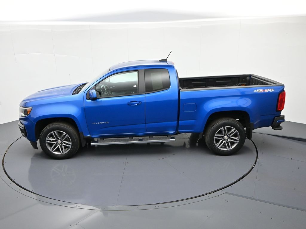 Chevrolet Colorado Vehicle Full-screen Gallery Image 25