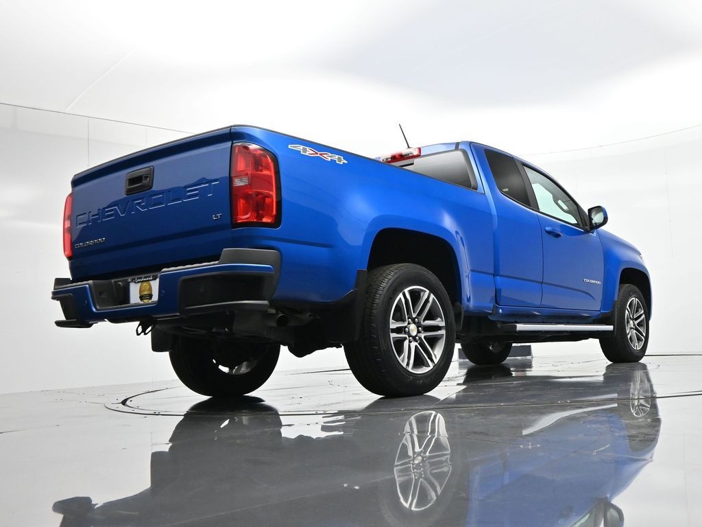 Chevrolet Colorado Vehicle Full-screen Gallery Image 28