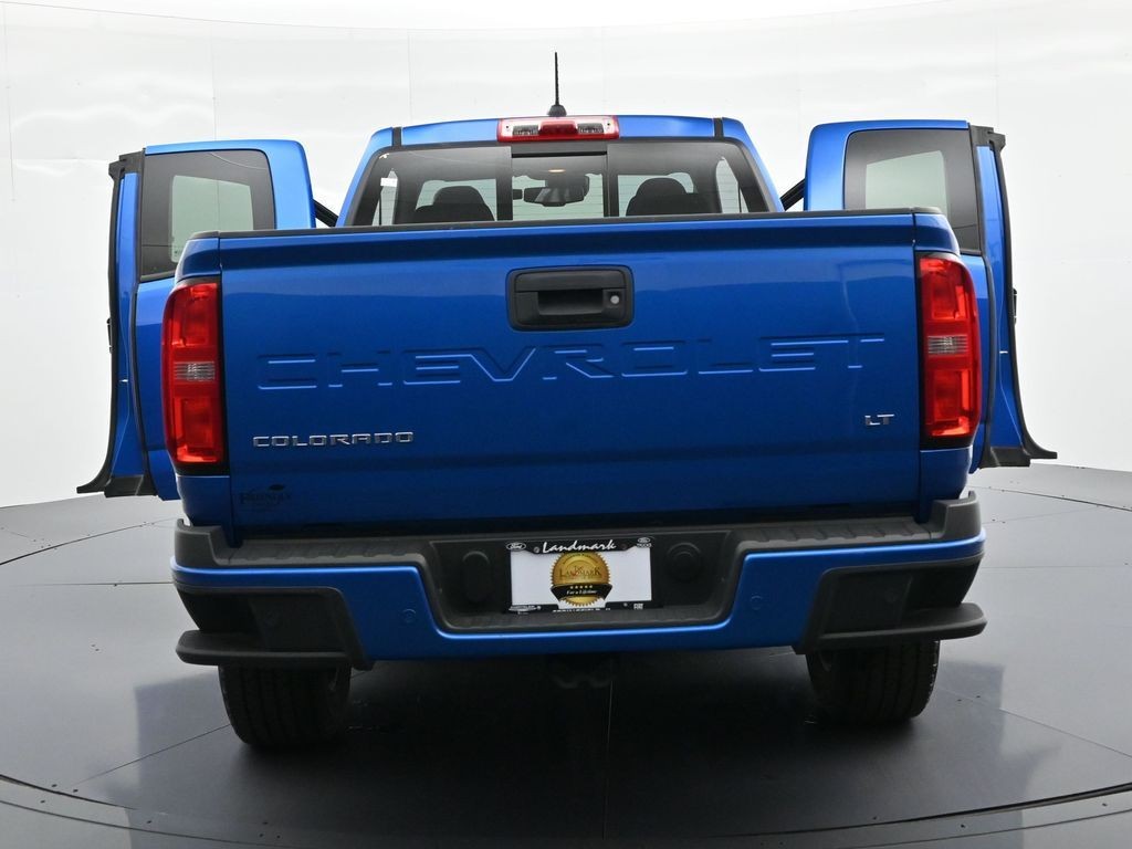 Chevrolet Colorado Vehicle Full-screen Gallery Image 33