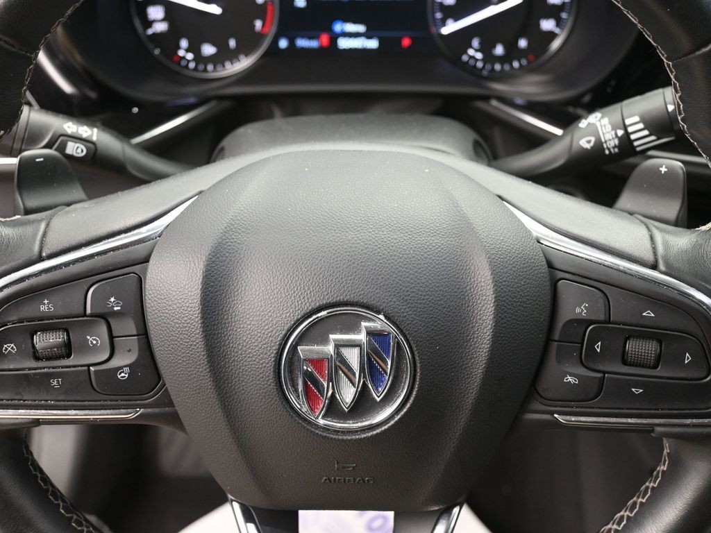 Buick Envision Vehicle Full-screen Gallery Image 18