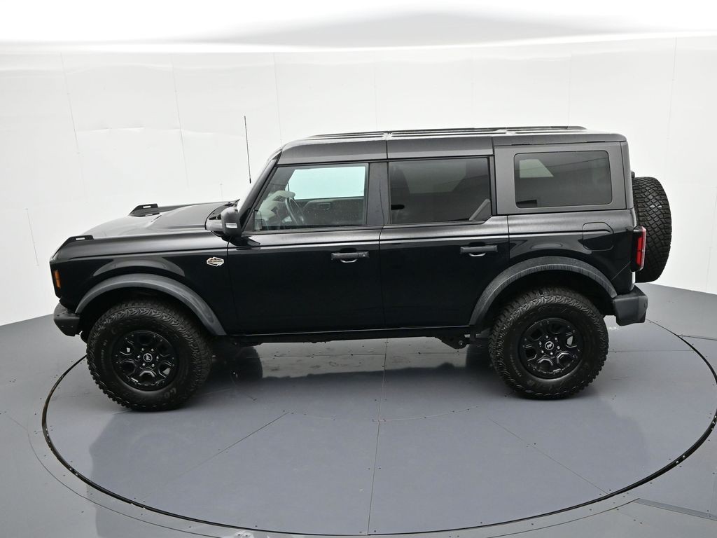 Ford Bronco Vehicle Full-screen Gallery Image 28