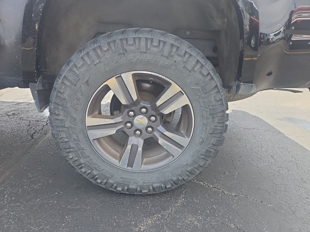 Chevrolet Colorado Vehicle Full-screen Gallery Image 3