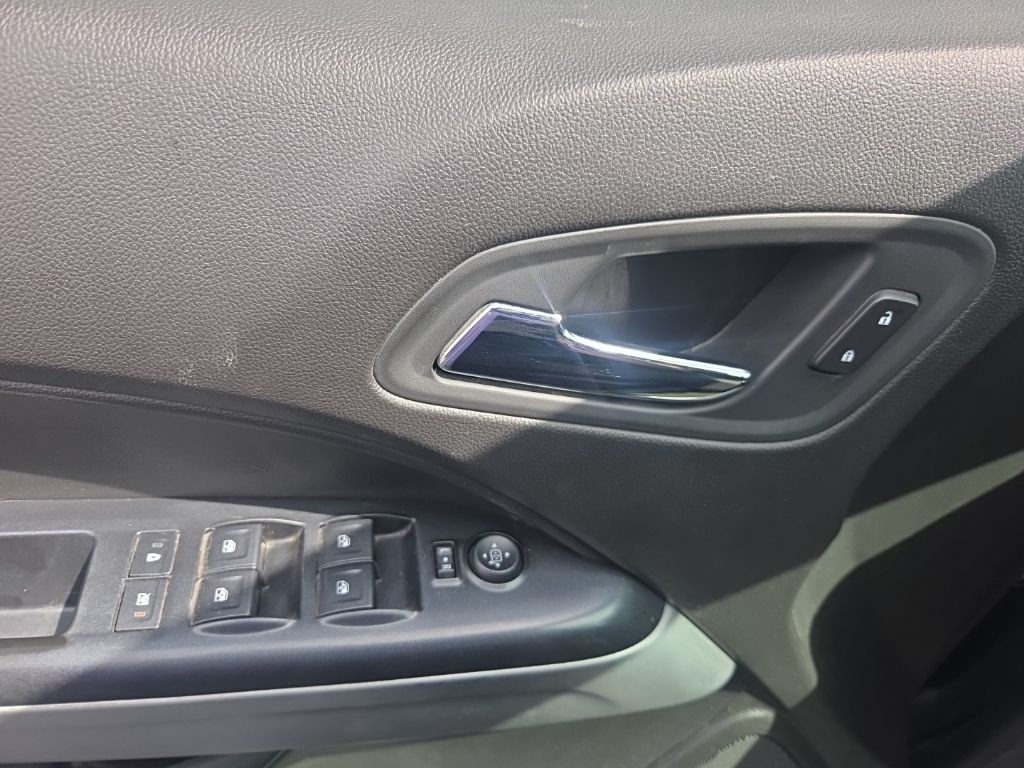 Chevrolet Colorado Vehicle Full-screen Gallery Image 9