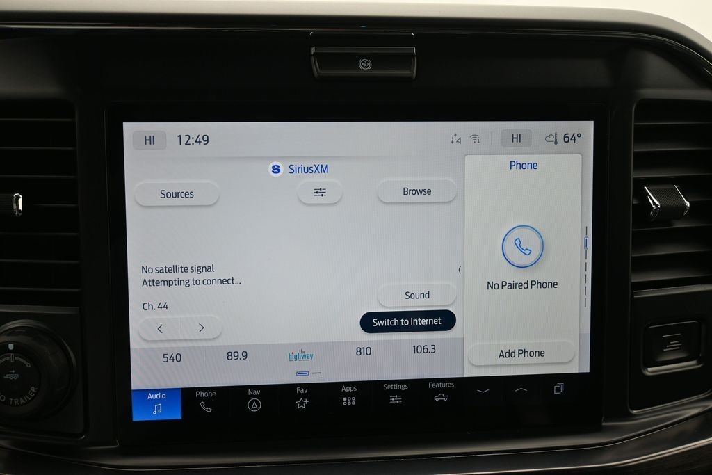 Ford F-250SD Vehicle Full-screen Gallery Image 11