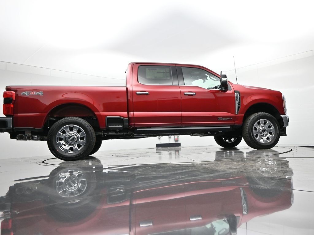 Ford F-250SD Vehicle Full-screen Gallery Image 37