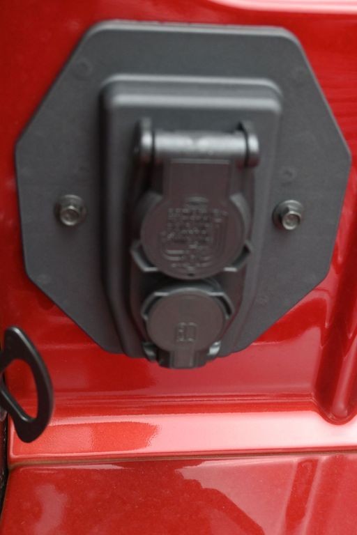 Ford F-250SD Vehicle Full-screen Gallery Image 28