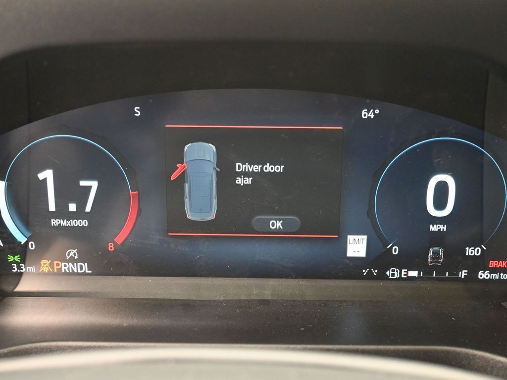 Ford Explorer Vehicle Full-screen Gallery Image 10