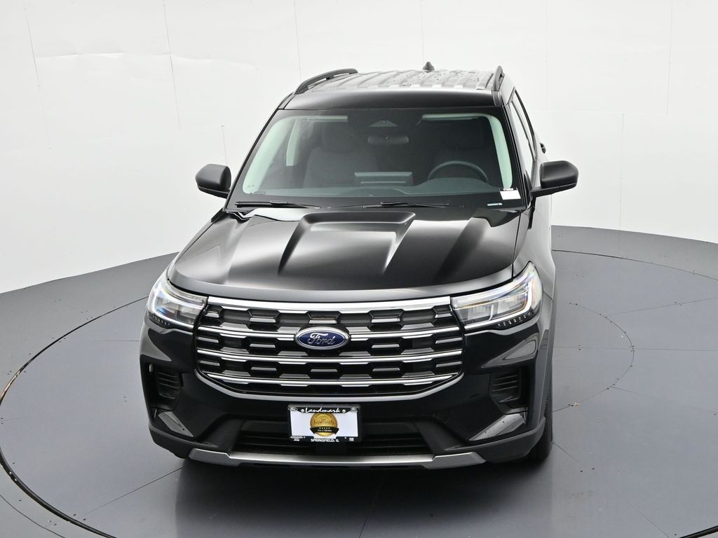 Ford Explorer Vehicle Full-screen Gallery Image 25