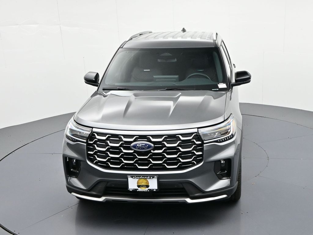 Ford Explorer Vehicle Full-screen Gallery Image 24
