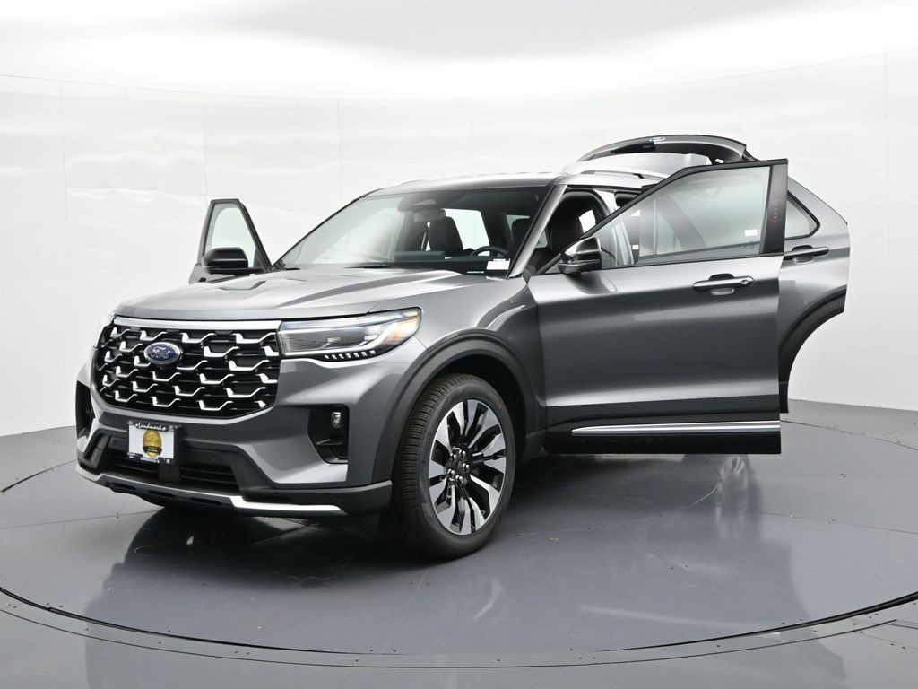 Ford Explorer Vehicle Full-screen Gallery Image 33