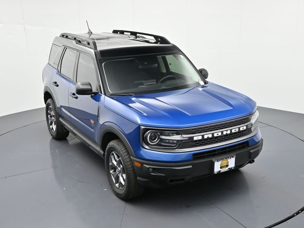 Ford Bronco Sport Vehicle Full-screen Gallery Image 25