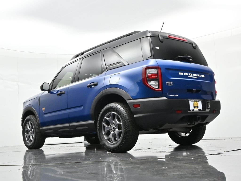 Ford Bronco Sport Vehicle Full-screen Gallery Image 29