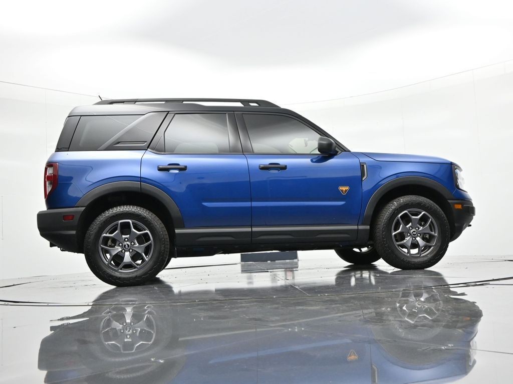 Ford Bronco Sport Vehicle Full-screen Gallery Image 32