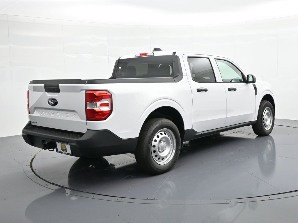 Ford Maverick Vehicle Full-screen Gallery Image 6