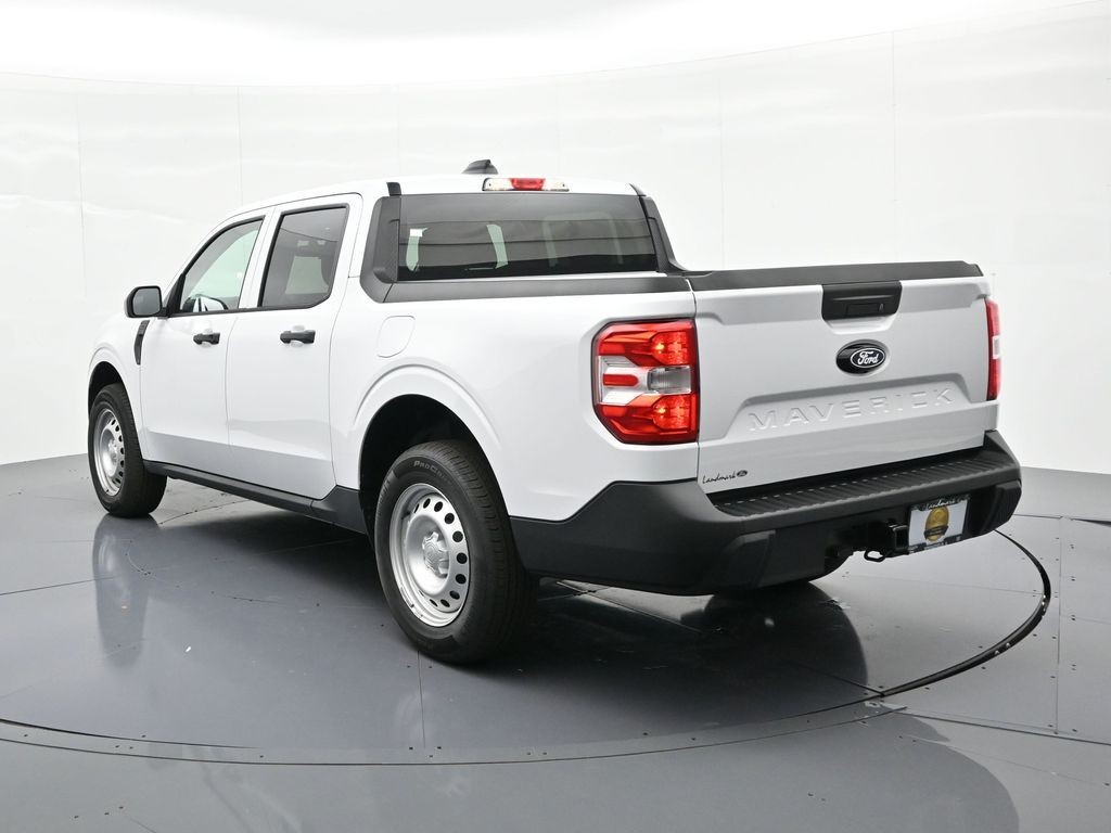 Ford Maverick Vehicle Full-screen Gallery Image 8