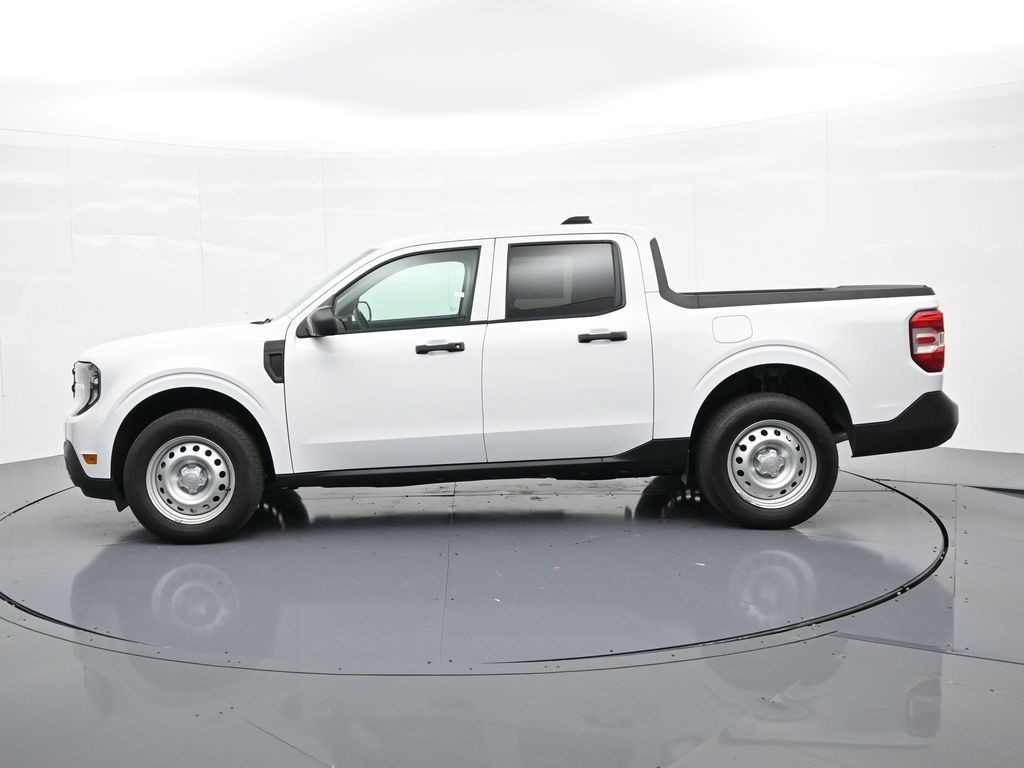 Ford Maverick Vehicle Full-screen Gallery Image 9