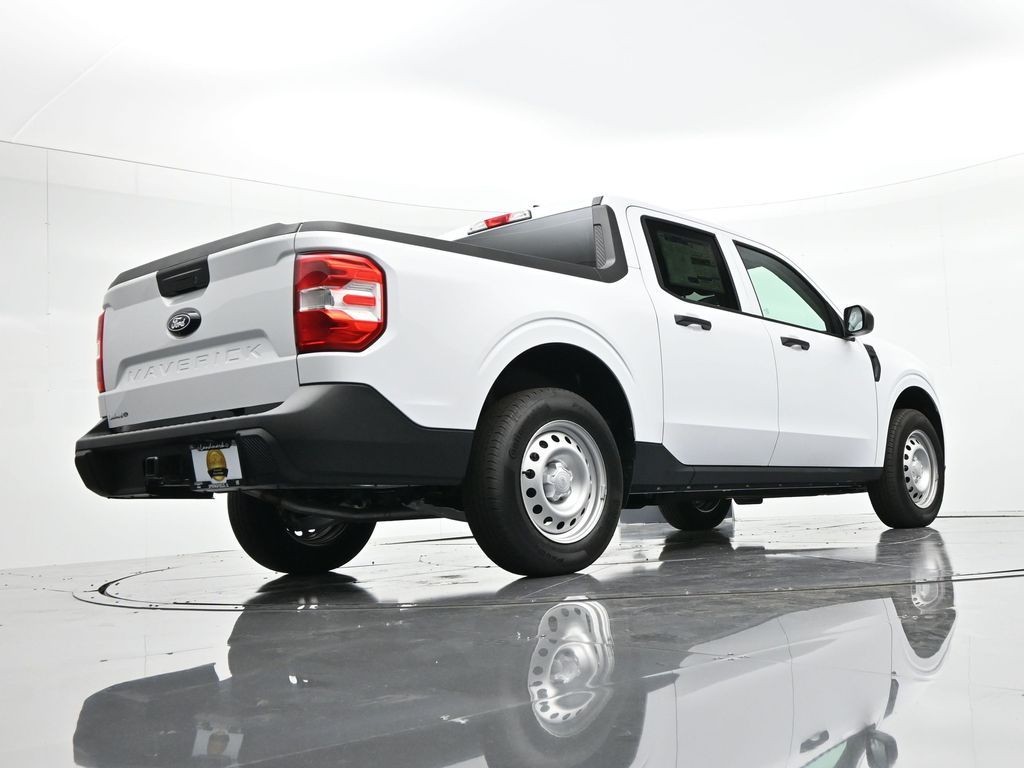 Ford Maverick Vehicle Full-screen Gallery Image 30