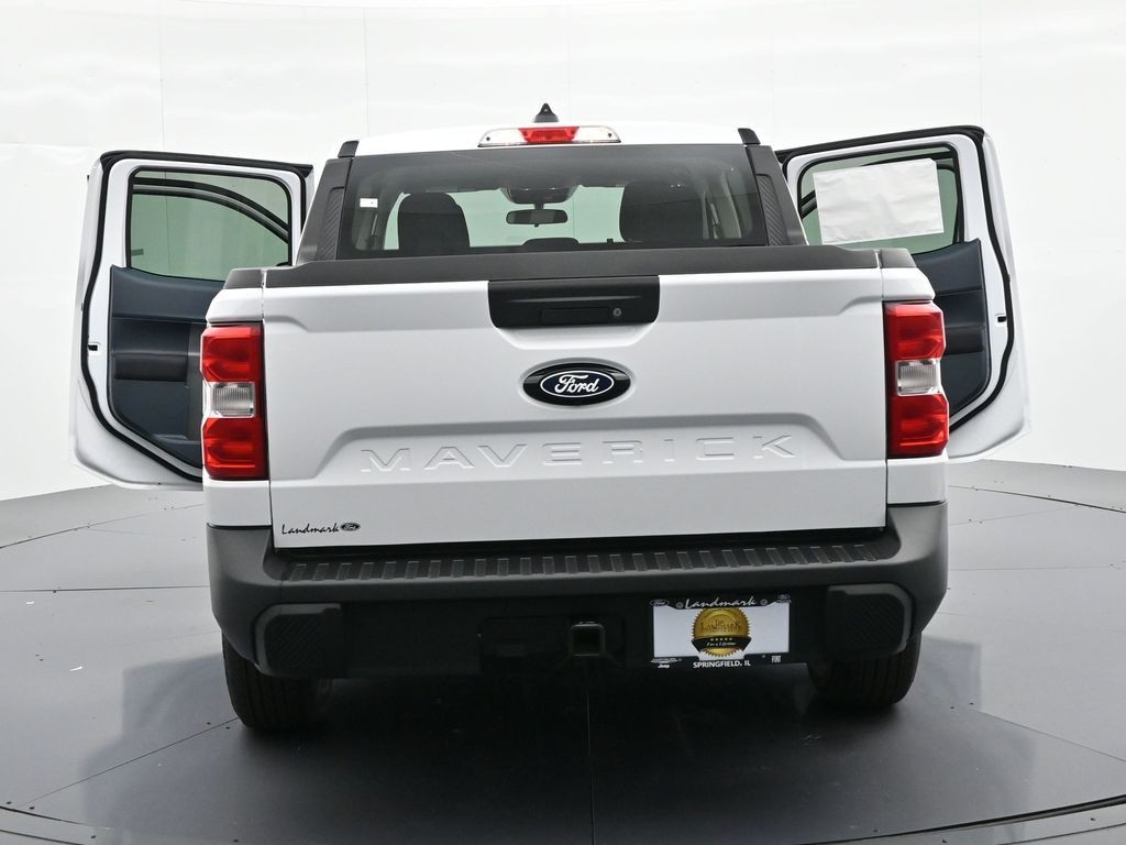 Ford Maverick Vehicle Full-screen Gallery Image 35