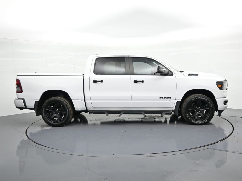 Ram 1500 Vehicle Full-screen Gallery Image 5