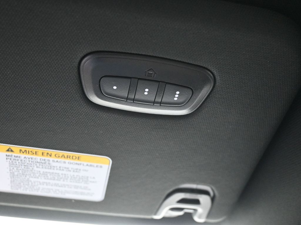 Ram 1500 Vehicle Full-screen Gallery Image 20